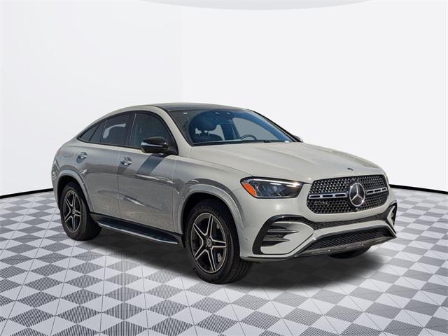 new 2025 Mercedes-Benz GLE 450 car, priced at $85,345
