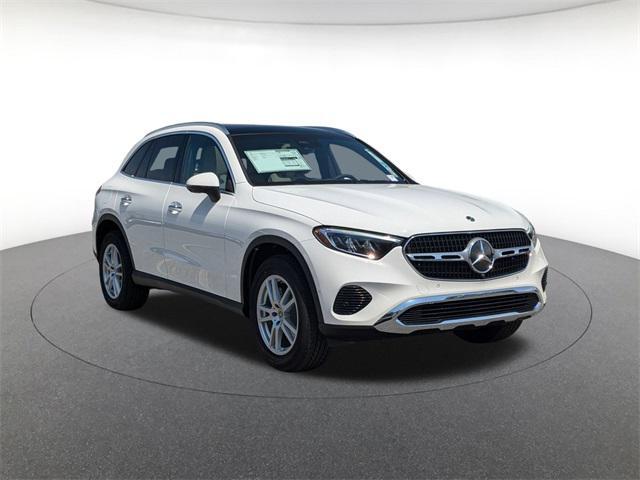 new 2025 Mercedes-Benz GLC 300 car, priced at $56,385
