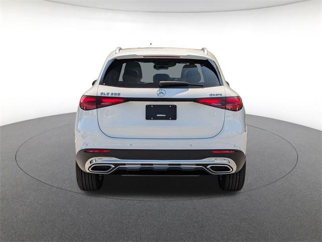 new 2025 Mercedes-Benz GLC 300 car, priced at $56,385