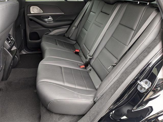 new 2025 Mercedes-Benz GLE 450 car, priced at $80,670