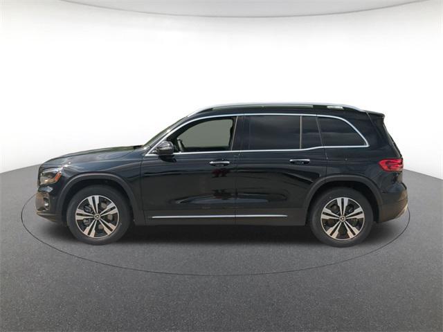 new 2025 Mercedes-Benz GLB 250 car, priced at $51,590
