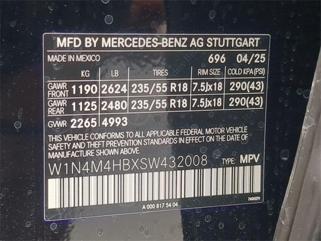 new 2025 Mercedes-Benz GLB 250 car, priced at $51,590