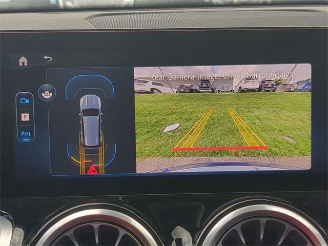 new 2025 Mercedes-Benz GLB 250 car, priced at $51,590