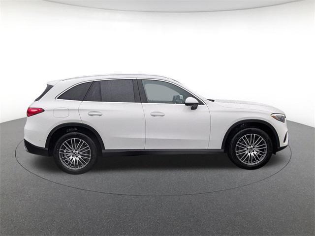 new 2025 Mercedes-Benz GLC 300 car, priced at $58,345