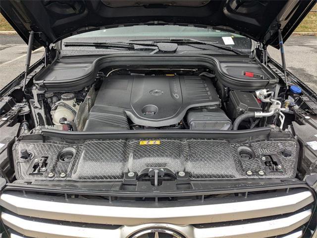new 2026 Mercedes-Benz GLS 450 car, priced at $93,015