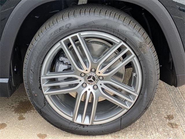 new 2026 Mercedes-Benz GLS 450 car, priced at $93,015