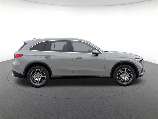 new 2026 Mercedes-Benz GLC 300 car, priced at $58,685