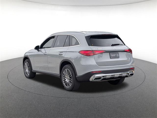 new 2026 Mercedes-Benz GLC 300 car, priced at $58,685