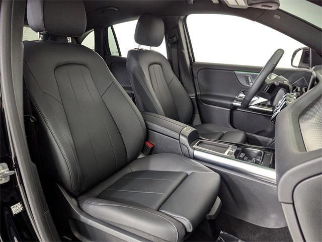used 2025 Mercedes-Benz GLA 250 car, priced at $39,900