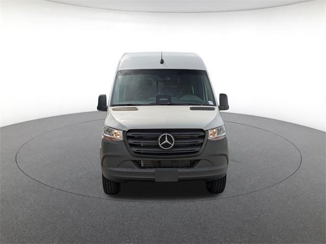 new 2025 Mercedes-Benz Sprinter 2500 car, priced at $56,812