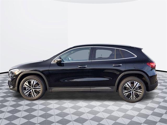 new 2025 Mercedes-Benz GLA 250 car, priced at $47,295