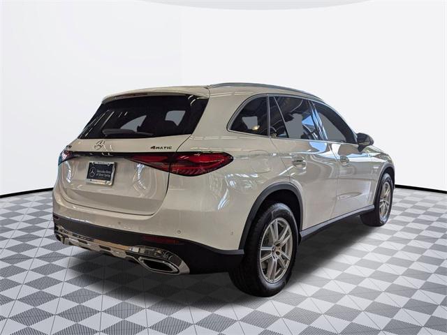 new 2025 Mercedes-Benz GLC 300 car, priced at $56,735