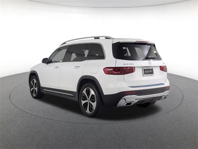 used 2025 Mercedes-Benz GLB 250 car, priced at $44,900