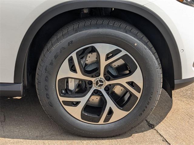 new 2026 Mercedes-Benz GLC 300 car, priced at $64,800