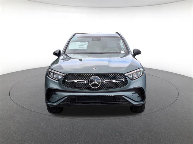 new 2026 Mercedes-Benz GLC 300 car, priced at $62,185