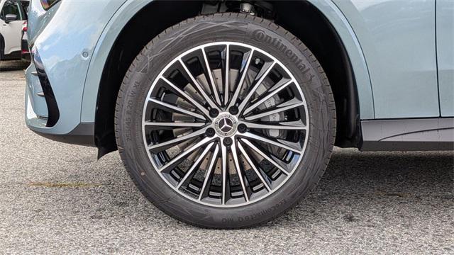 new 2026 Mercedes-Benz GLC 300 car, priced at $62,185