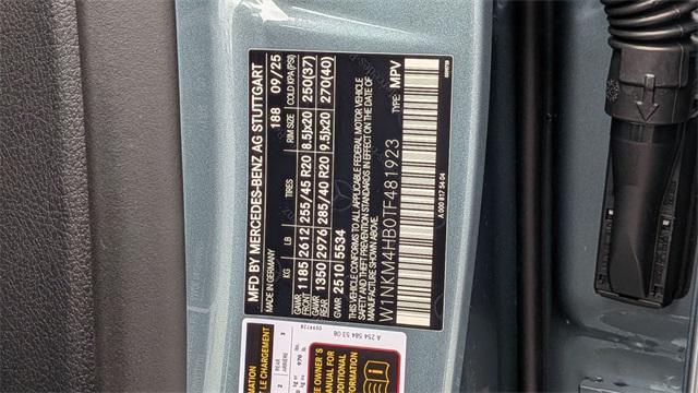 new 2026 Mercedes-Benz GLC 300 car, priced at $62,185