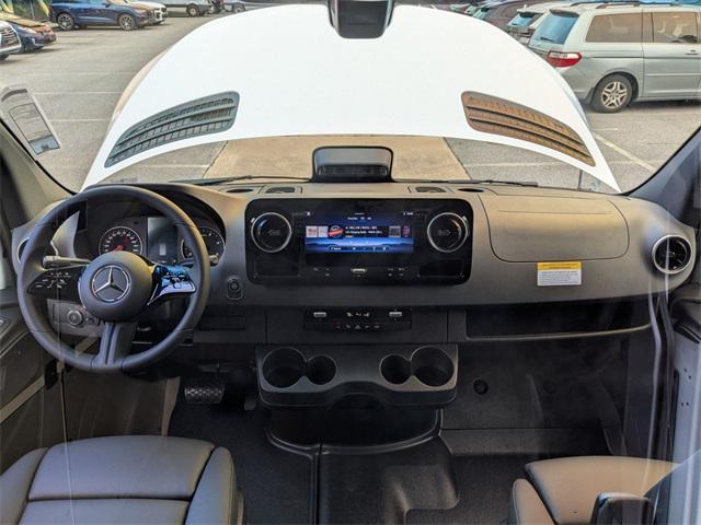 new 2026 Mercedes-Benz Sprinter 2500 car, priced at $71,613