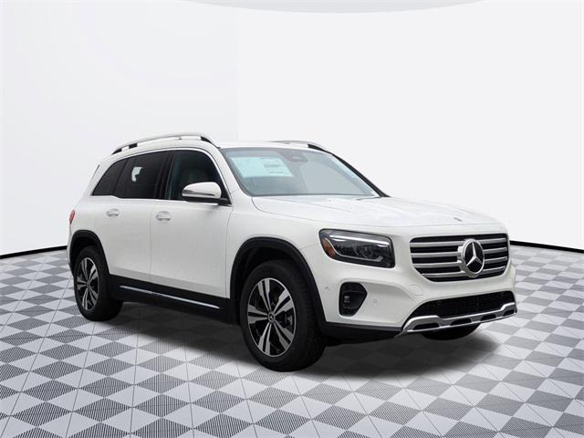 new 2025 Mercedes-Benz GLB 250 car, priced at $49,595