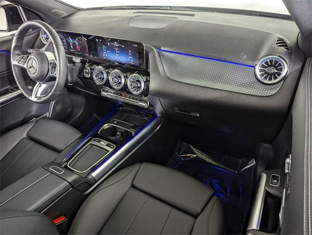 used 2025 Mercedes-Benz GLA 250 car, priced at $40,500
