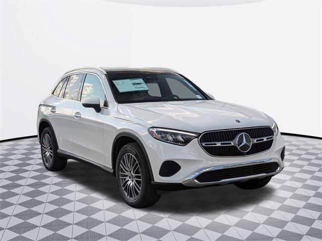 new 2025 Mercedes-Benz GLC 300 car, priced at $57,085