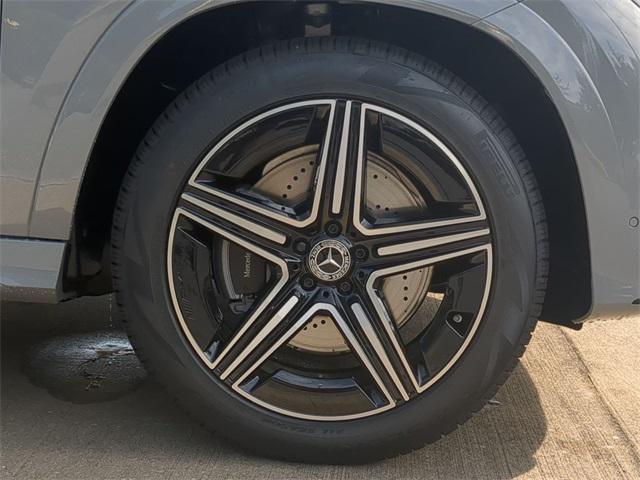 new 2025 Mercedes-Benz GLE 450 car, priced at $88,715