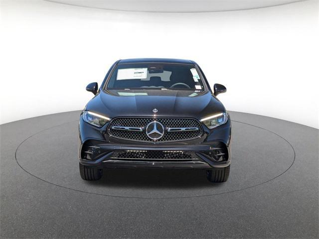 new 2025 Mercedes-Benz GLC 300 car, priced at $67,760