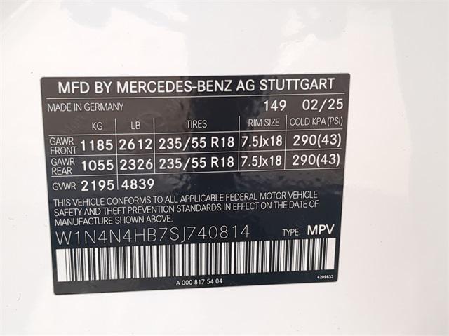 new 2025 Mercedes-Benz GLA 250 car, priced at $47,295