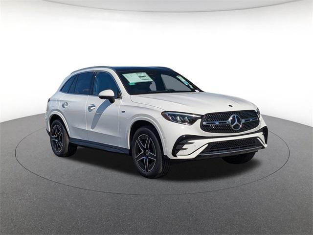 new 2025 Mercedes-Benz GLC 350e car, priced at $67,900
