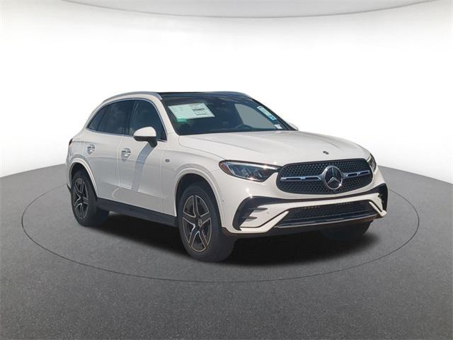 new 2025 Mercedes-Benz GLC 350e car, priced at $69,885