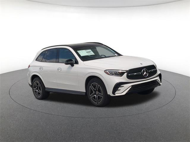 new 2025 Mercedes-Benz GLC 300 car, priced at $60,035