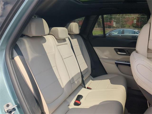 new 2025 Mercedes-Benz GLC 300 car, priced at $58,780