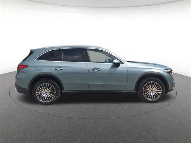 new 2025 Mercedes-Benz GLC 300 car, priced at $58,780