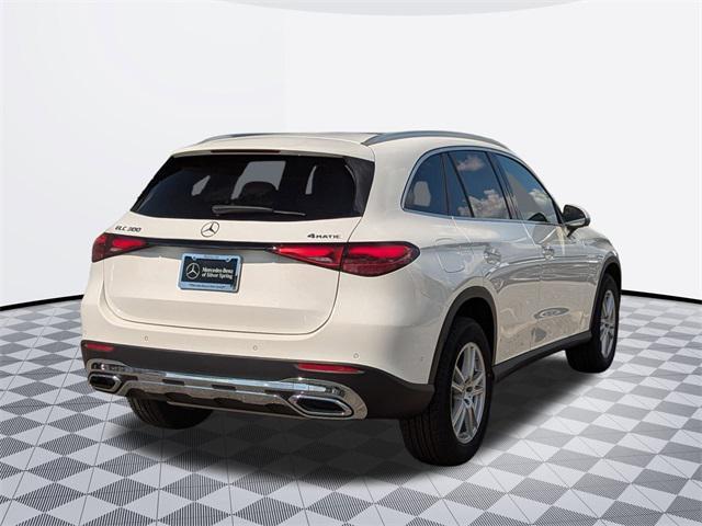 new 2025 Mercedes-Benz GLC 300 car, priced at $56,450