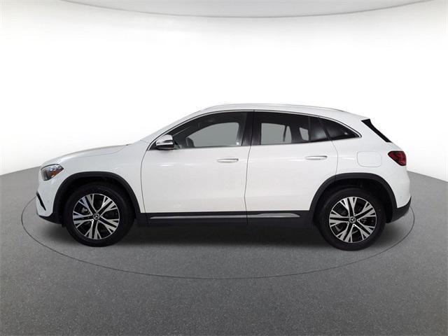 used 2025 Mercedes-Benz GLA 250 car, priced at $39,900