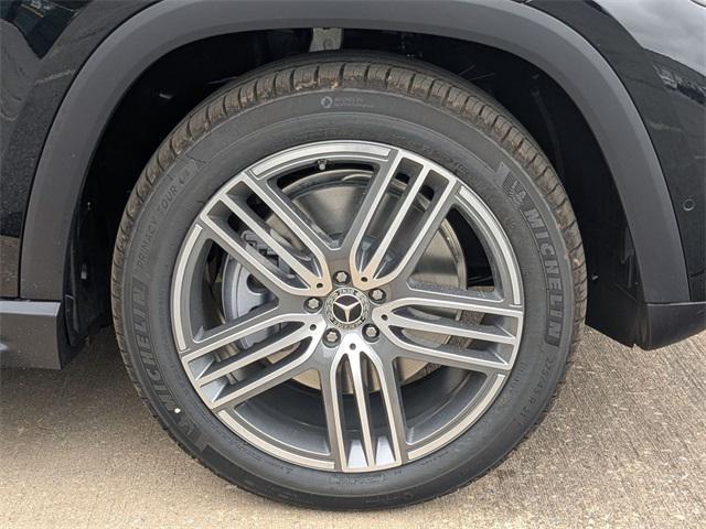 new 2026 Mercedes-Benz GLS 450 car, priced at $96,465