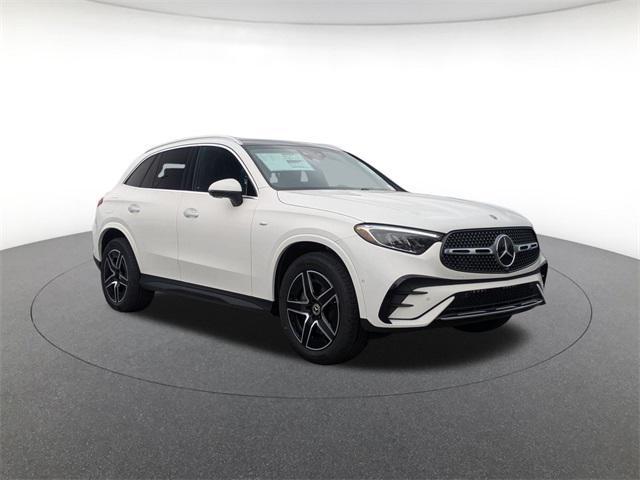 new 2025 Mercedes-Benz GLC 350e car, priced at $69,850