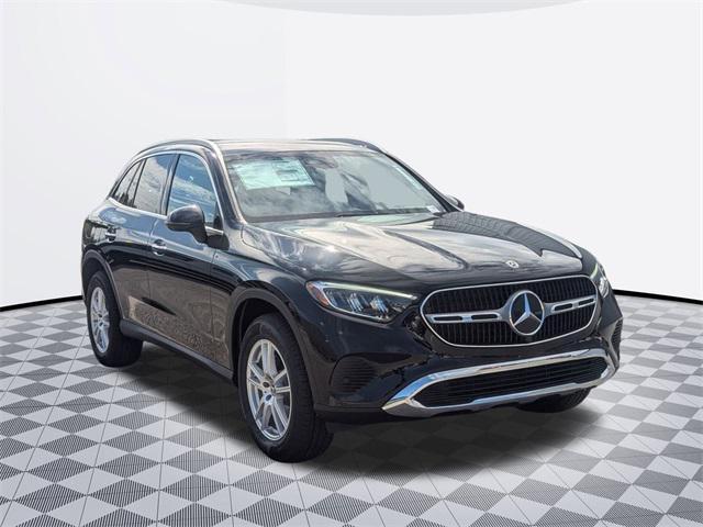 new 2025 Mercedes-Benz GLC 300 car, priced at $56,865