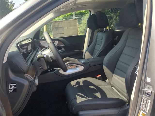 new 2025 Mercedes-Benz GLS 450 car, priced at $96,635