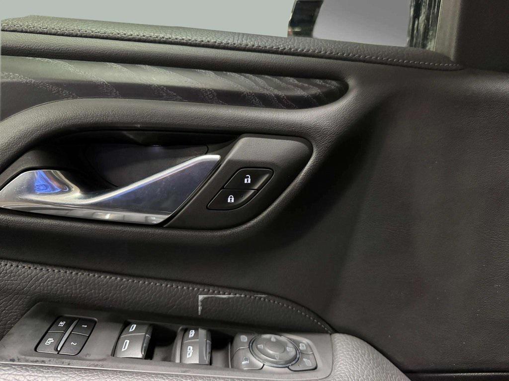 used 2023 GMC Yukon car, priced at $62,995