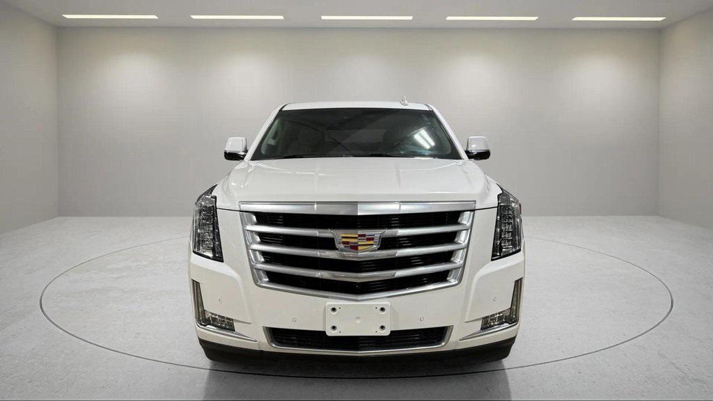 used 2019 Cadillac Escalade car, priced at $33,995