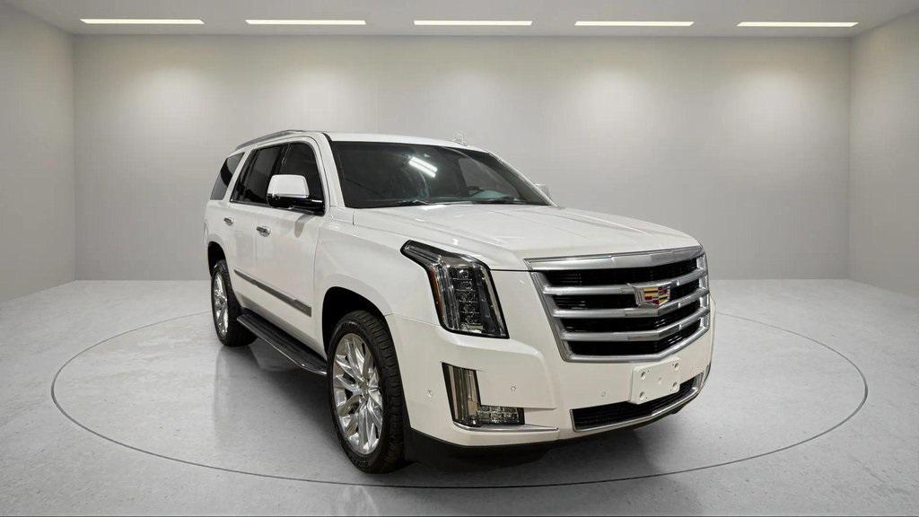 used 2019 Cadillac Escalade car, priced at $33,995