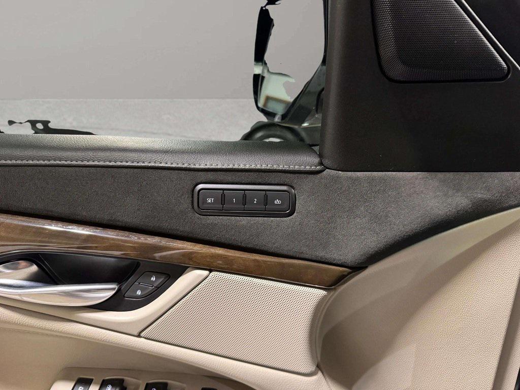 used 2019 Cadillac Escalade car, priced at $33,995