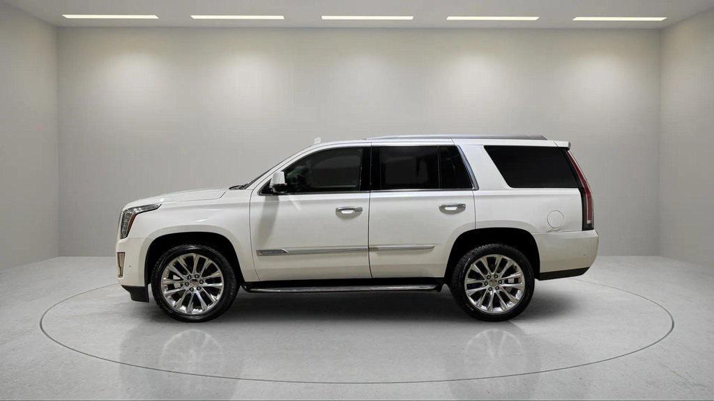 used 2019 Cadillac Escalade car, priced at $33,995