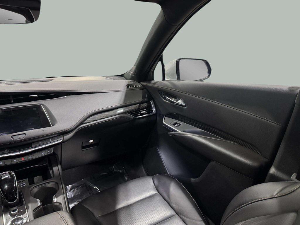 used 2021 Cadillac XT4 car, priced at $27,995
