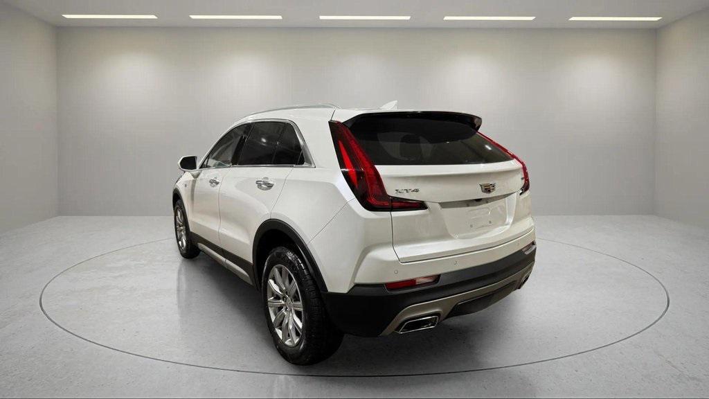used 2020 Cadillac XT4 car, priced at $17,995