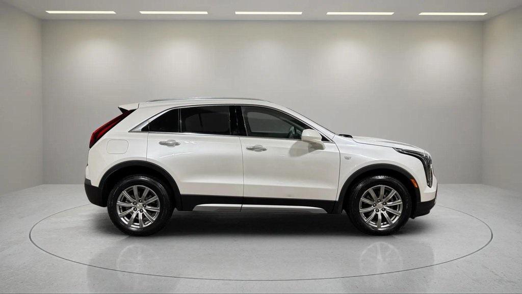 used 2020 Cadillac XT4 car, priced at $17,995
