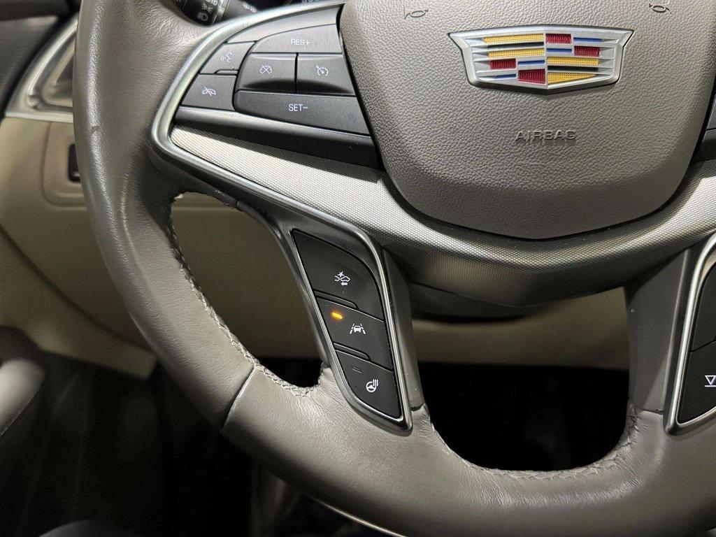used 2023 Cadillac XT5 car, priced at $35,995