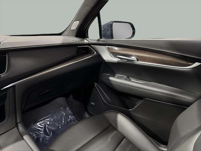 used 2024 Cadillac XT5 car, priced at $48,995