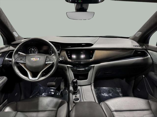 used 2023 Cadillac XT6 car, priced at $46,295